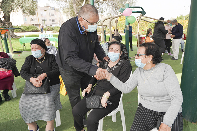 סבאבא ברשת: קהילה דיגיטלית לאזרחים ותיקים